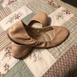 Nude flats Wide Width